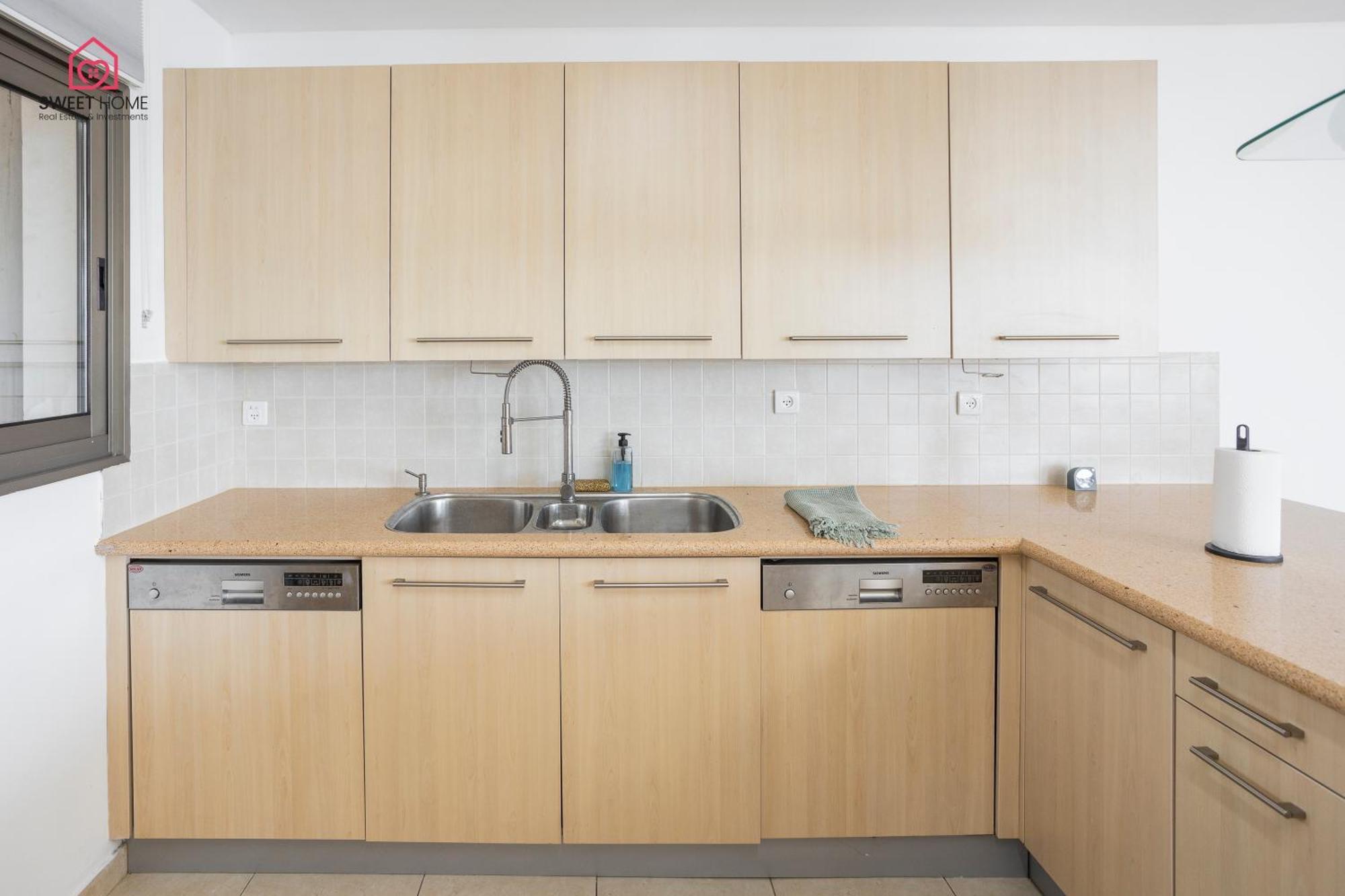 Luxury Apartments' In เนทันยา ภายนอก รูปภาพ